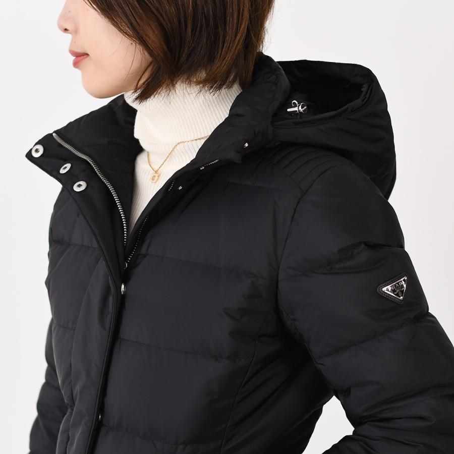 PRADA（プラダ） ジャケット フード付きショートダウンジャケット