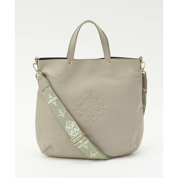 russet（ラシット） スリム2WAYトートバッグ <エンボスモノグラム