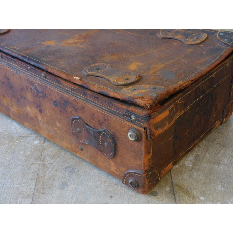 戦前 ふるい大きな革トランクケース HK-a-05091 / 昭和レトロ スーツ