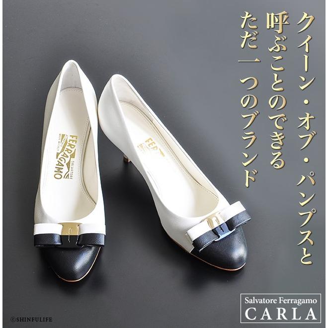 FERRAGAMO（フェラガモ） ホワイト パンプス リボン 26.5cm 本革 白