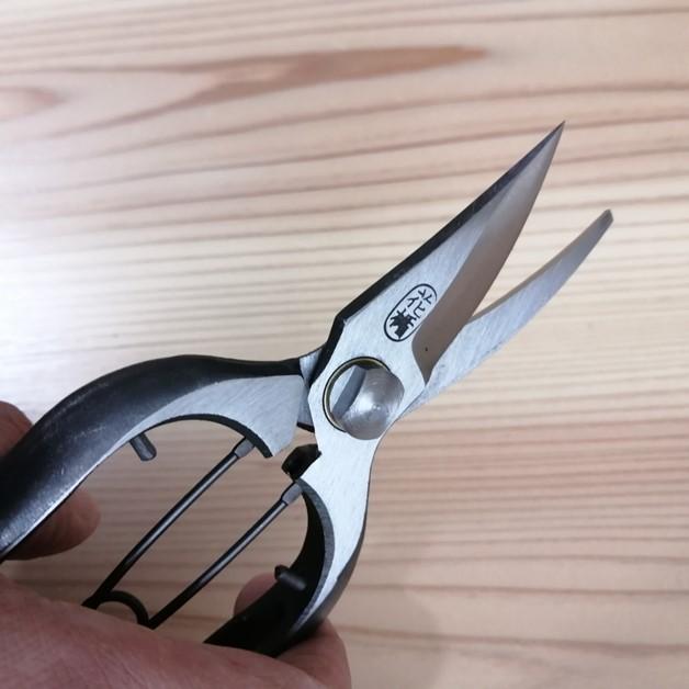 日本製 山形 花楯印 鍛造 剪定型片刃芽切鋏 180mm 込み合った所の