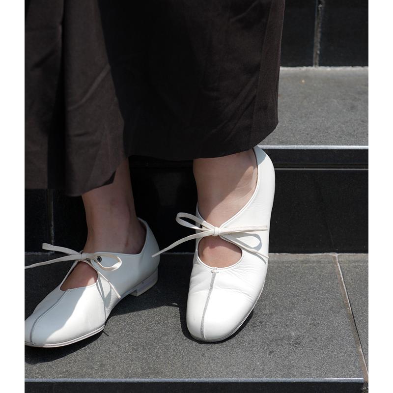 chausser（ショセ） 靴 レディース スリッポン 白 ホワイト レザー 本