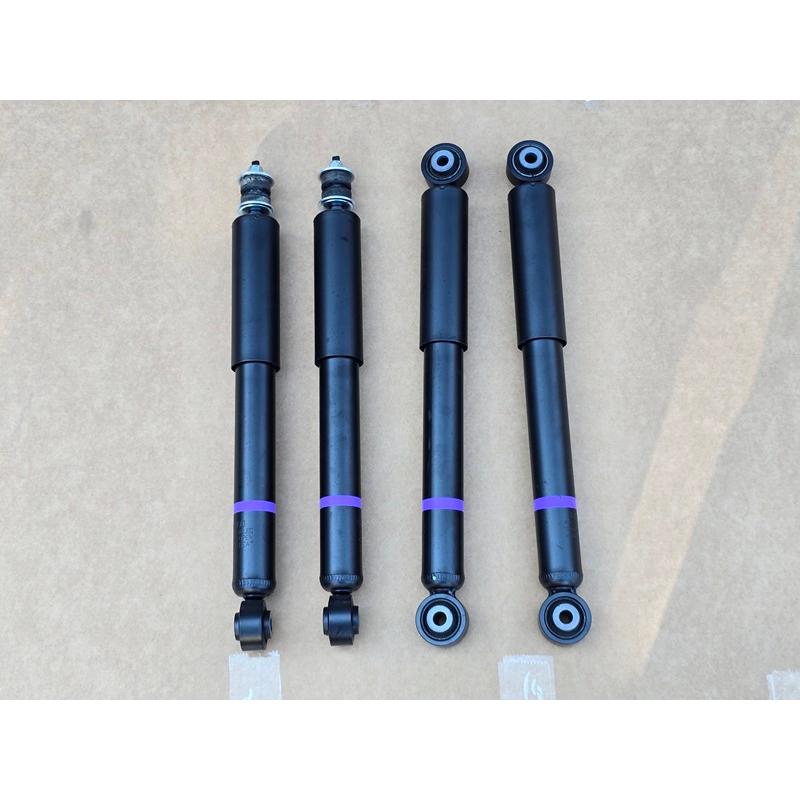 R8年新車外し品 ジムニーシエラJB74 5型用純正アブソーバー1台分