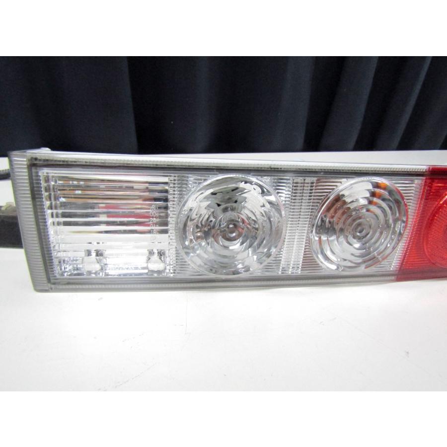 日産 Z11 キューブ キュービック 中期 純正 左右 テールランプ BGZ11