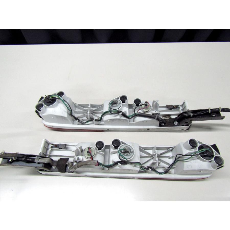 日産 Z11 キューブ キュービック 中期 純正 左右 テールランプ BGZ11