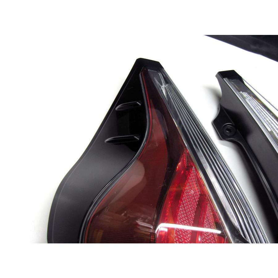 トヨタ NHP10 アクア 中期 純正 左右 テールランプ 割れあり Stanley