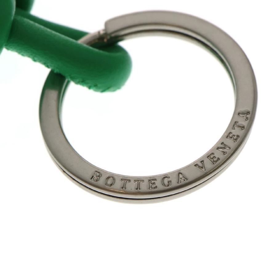 BOTTEGA VENETA（ボッテガ・ヴェネタ） トライアングルキーリング