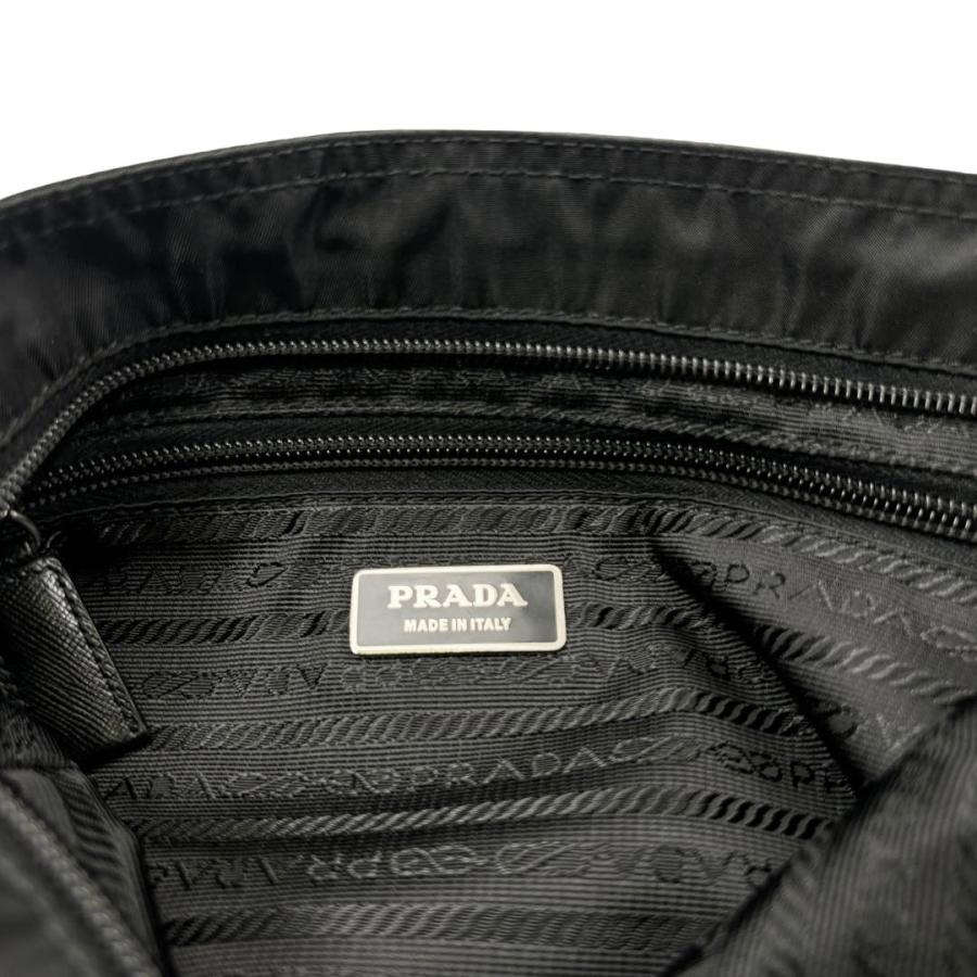 PRADA（プラダ） 斜めがけショルダーバッグ マチ無し テスートナイロン