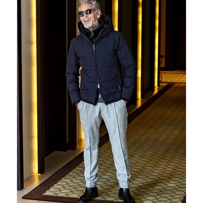 AKM Contemporary（エイケイエムコンテンポラリー） スタンドネック