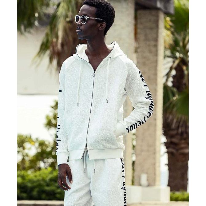 1PIU1UGUALE3 RELAX ウノピゥウノウグァーレトレ リラックス クレープ