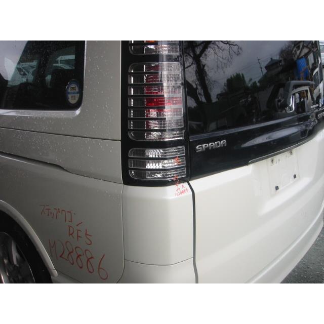 ステップワゴン CBA-RF5 左テールランプ 28886 : 吉永商店 - 通販