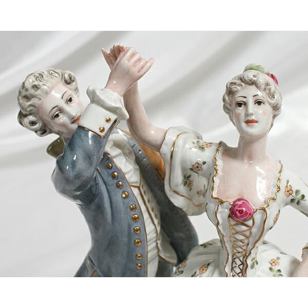 Richard Ginori（リチャードジノリ） 人形 (ダンスをする男女) 廃番品