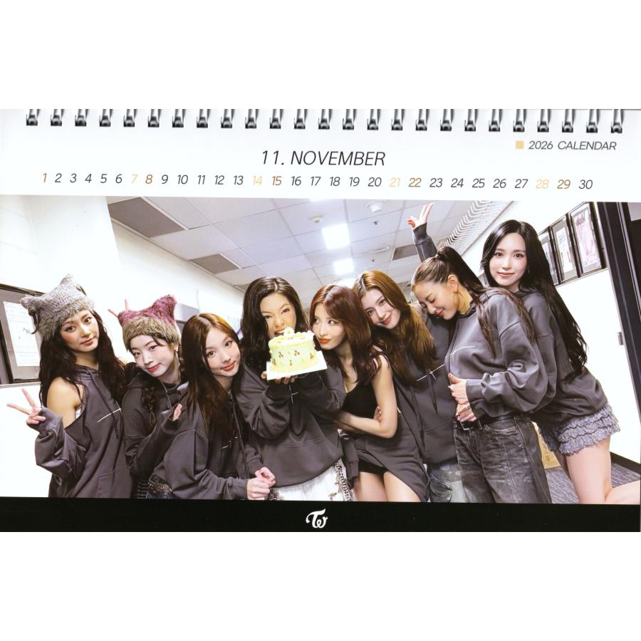 TWICE グッズ 卓上 カレンダー (写真集) 2026~2027年 (2年分) +