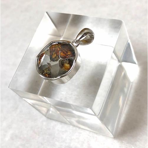 パラサイト 隕石 セイムチャン隕石 ペンダントトップ メテオライト