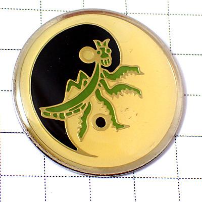 ピンバッジ・カマキリ蟷螂タオイズム太極のマーク陰陽道◇フランス限定