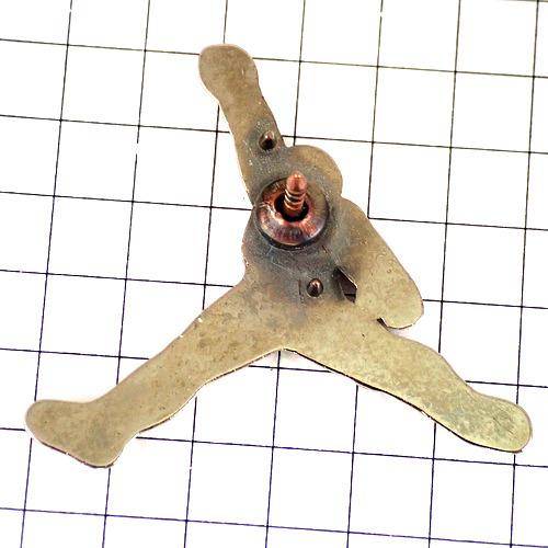 ピンバッジ・マイケルジョーダン赤エアジョーダン靴バスケットボール