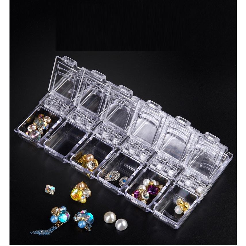 収納ケース ネイルケース ネイルパーツ収納 ラインストーン収納 クリア