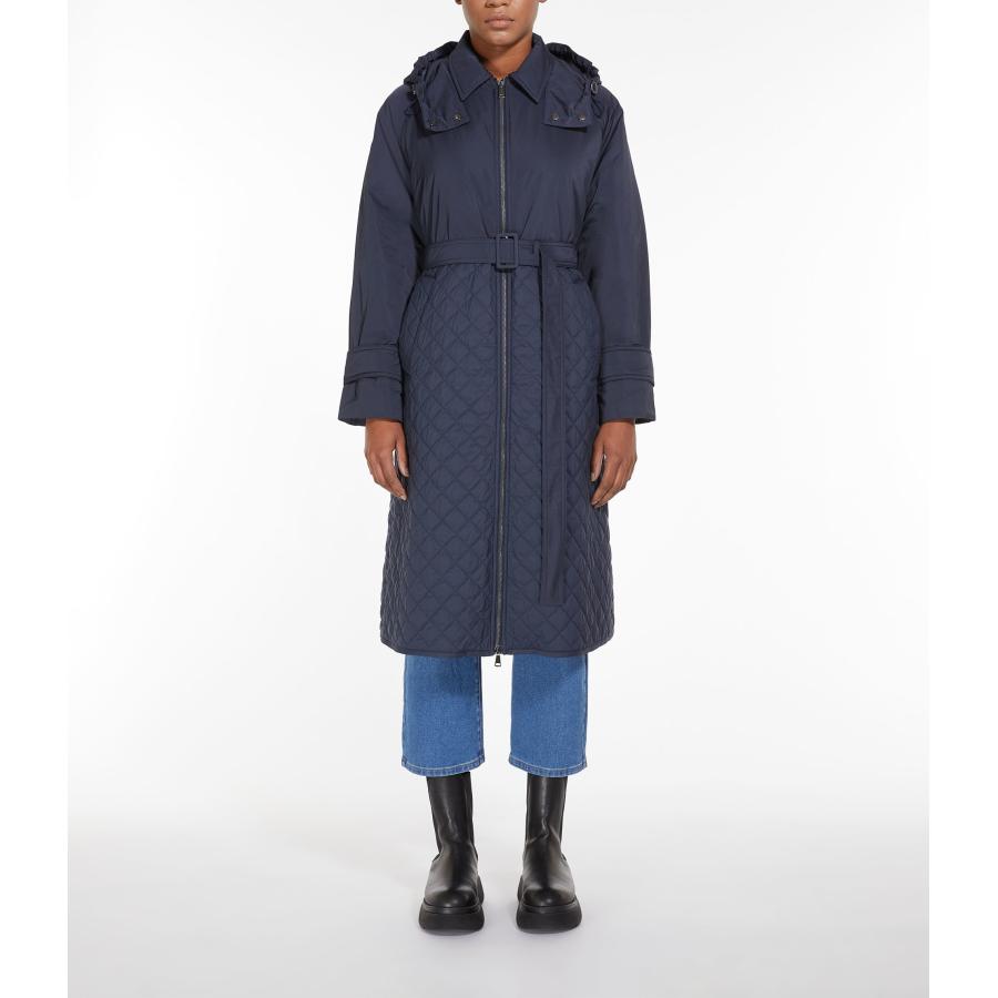 MAXMARA WEEKEND LINE（マックスマーラウィークエンドライン