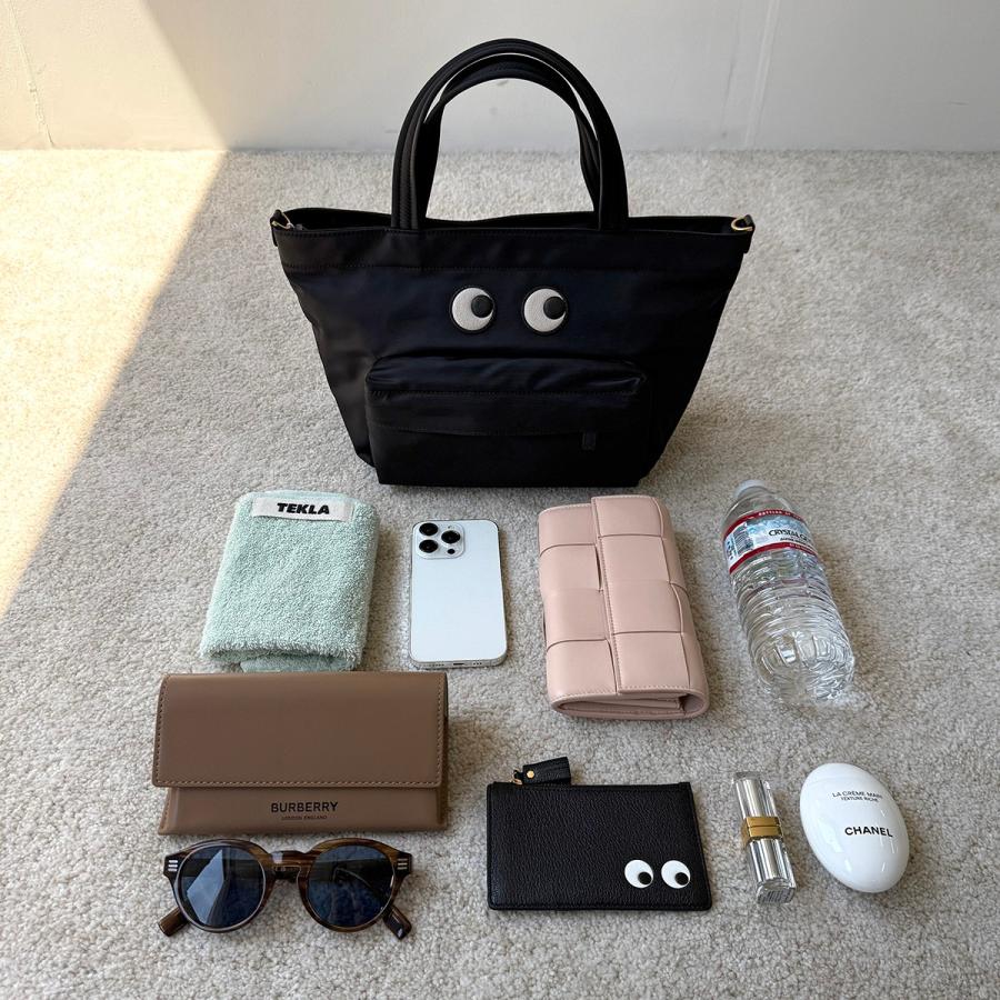 ANYA HINDMARCH（アニヤ・ハインドマーチ） ショルダーバッグ アイズ