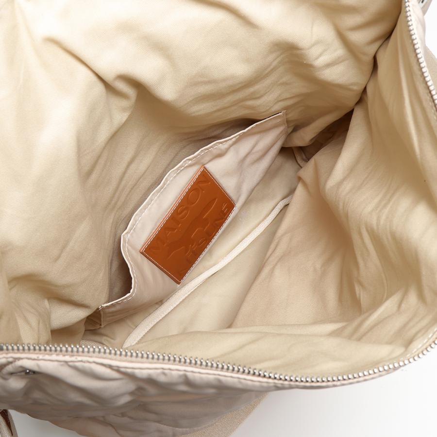 MAISON KITSUNE（メゾン キツネ） クロスボディバッグ NYLON QUILTED