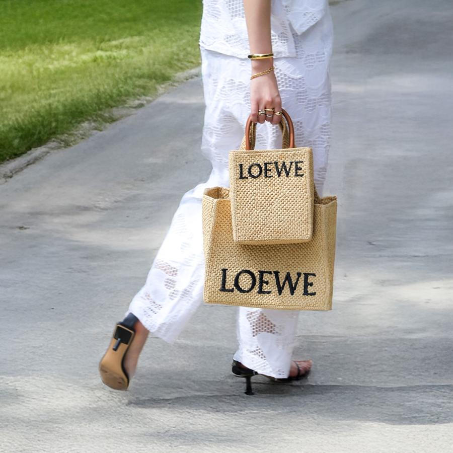 LOEWE（ロエベ） かごバッグ STANDARD A5 TOTE BAG スタンダード