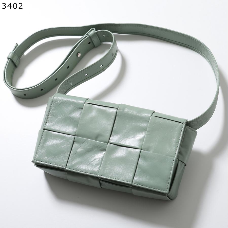 BOTTEGA VENETA（ボッテガ・ヴェネタ） ボディバッグ CASSETTE