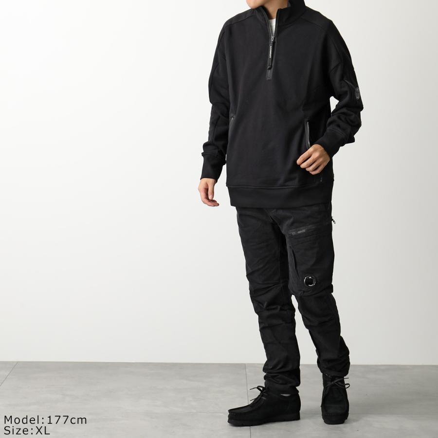 C.P. COMPANY（シーピーカンパニー） トレーナー Diagonal Raised