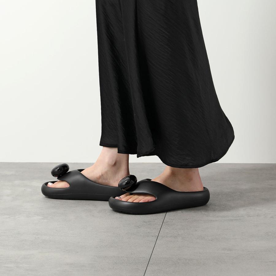 LOEWE（ロエベ） トングサンダル FOAM SLIDE フォームスライド