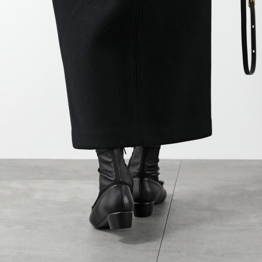 FERRAGAMO（フェラガモ） ショートブーツ VARA ヴィラリボン 705143