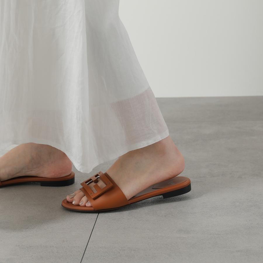 FENDI（フェンディ） サンダル BAGUETTE バゲット レザー スライド