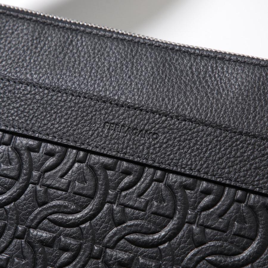 FERRAGAMO（フェラガモ） ショルダーバッグ TRAVEL EMBOSSED BLOCCO 24