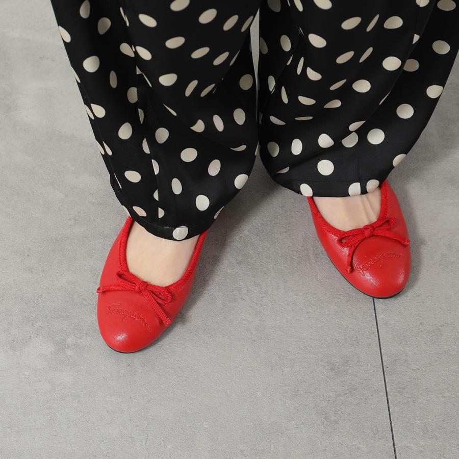 FERRAGAMO（フェラガモ） バレエシューズ BALLERINA バレリーナ 754015