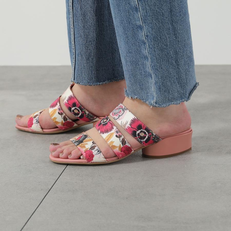 FERRAGAMO（フェラガモ） サンダル MAYA 30 1 0736622 レディース