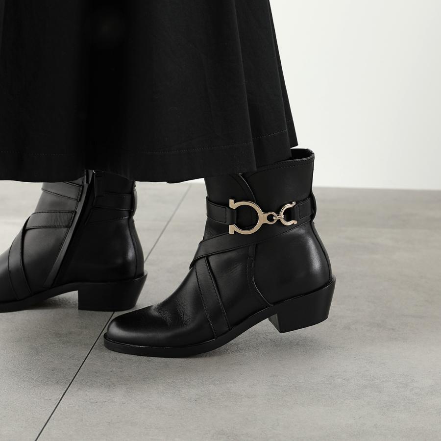 FERRAGAMO（フェラガモ） ショートブーツ SHADI シャディ 726590