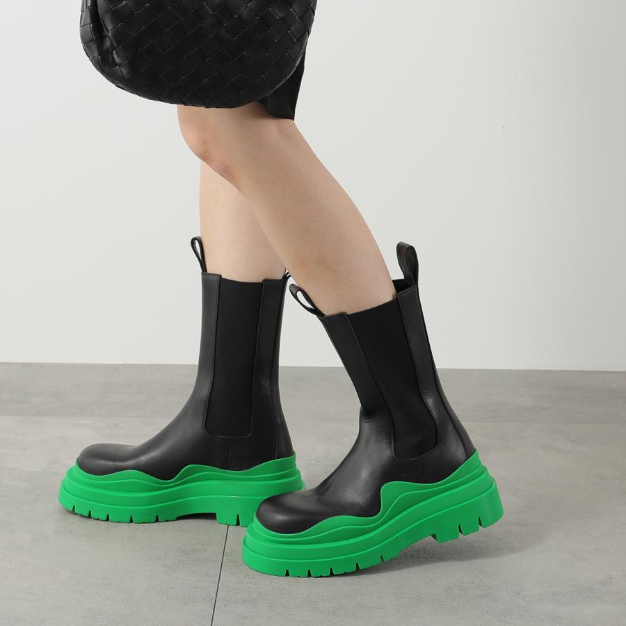 BOTTEGA VENETA（ボッテガ・ヴェネタ） ミドルブーツ TIRE BOOTS