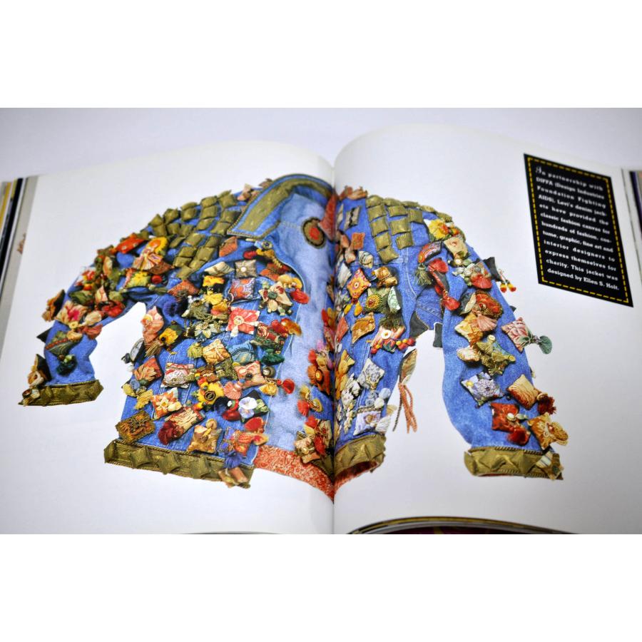 洋書 リーバイスブランド、オフィシャルヒストリー/ This Is a Pair of