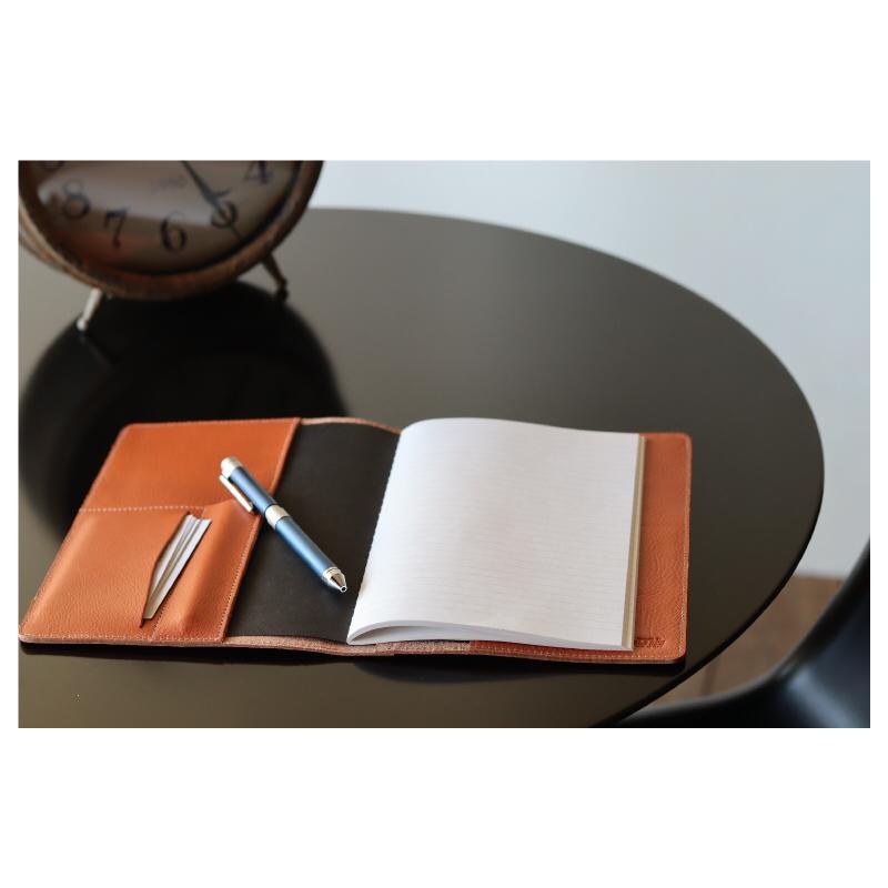 IL BISONTE（イルビゾンテ） ブックカバー レザー ノートカバー（ A5
