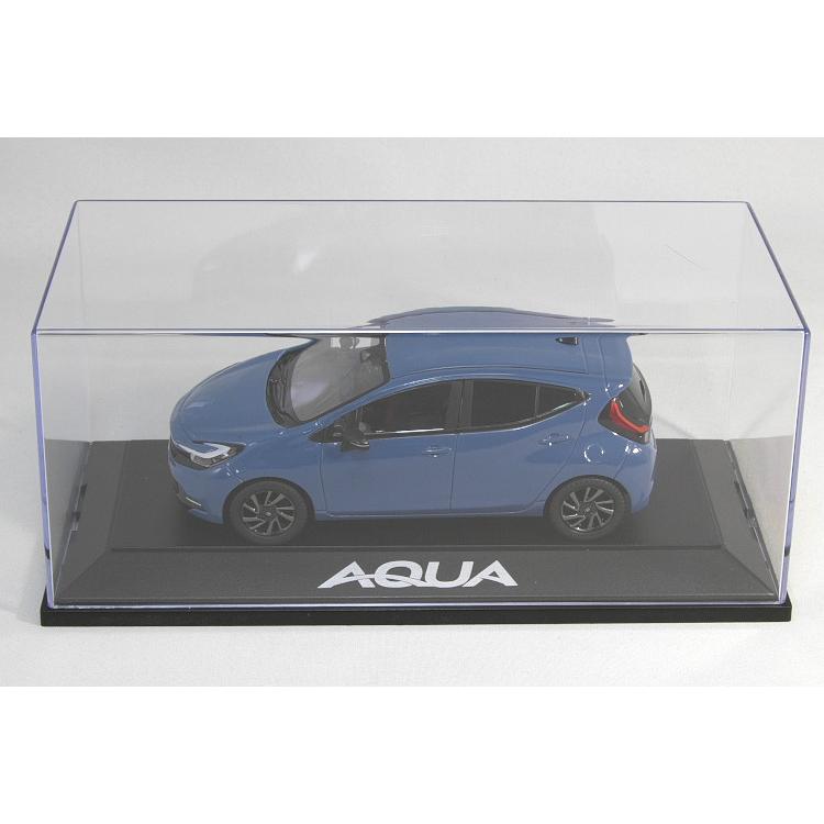 トヨタ特注 1/30 新型 アクア グレイッシュブルー カラーサンプル 2025