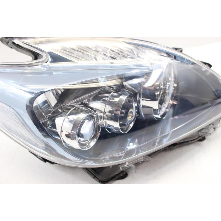 美品 プリウス ZVW30 LED ヘッドライト 右 右側 コイト 47-30 打刻二