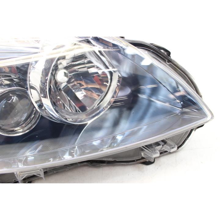 美品 プリウス ZVW30 LED ヘッドライト 右 右側 コイト 47-30 打刻二