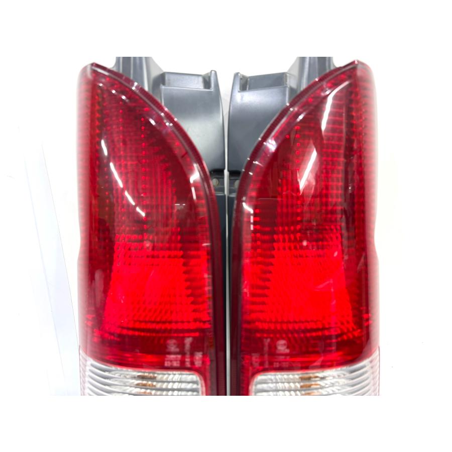 ハイエース 純正テールランプ 左右セット koito 26-120 良品】200系