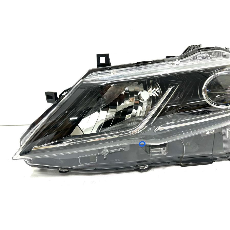 日産 セレナ ハイウェイスター C27 GFC27 HFC27 前期 純正 左 LED