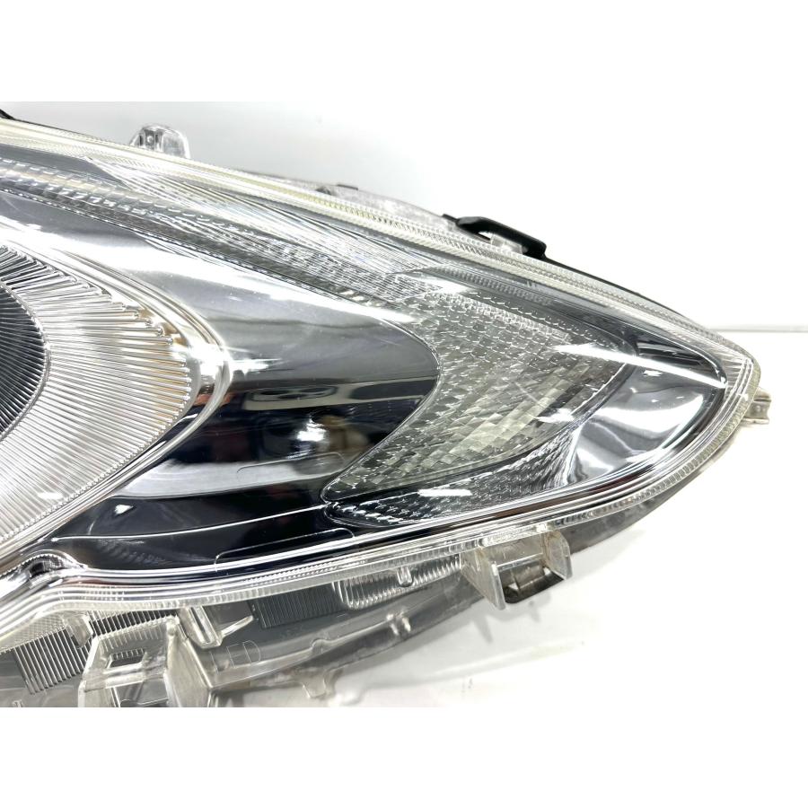 ☆研磨レンズ綺麗☆ トヨタ アクア NHP10 中期 純正 右 LED ヘッド