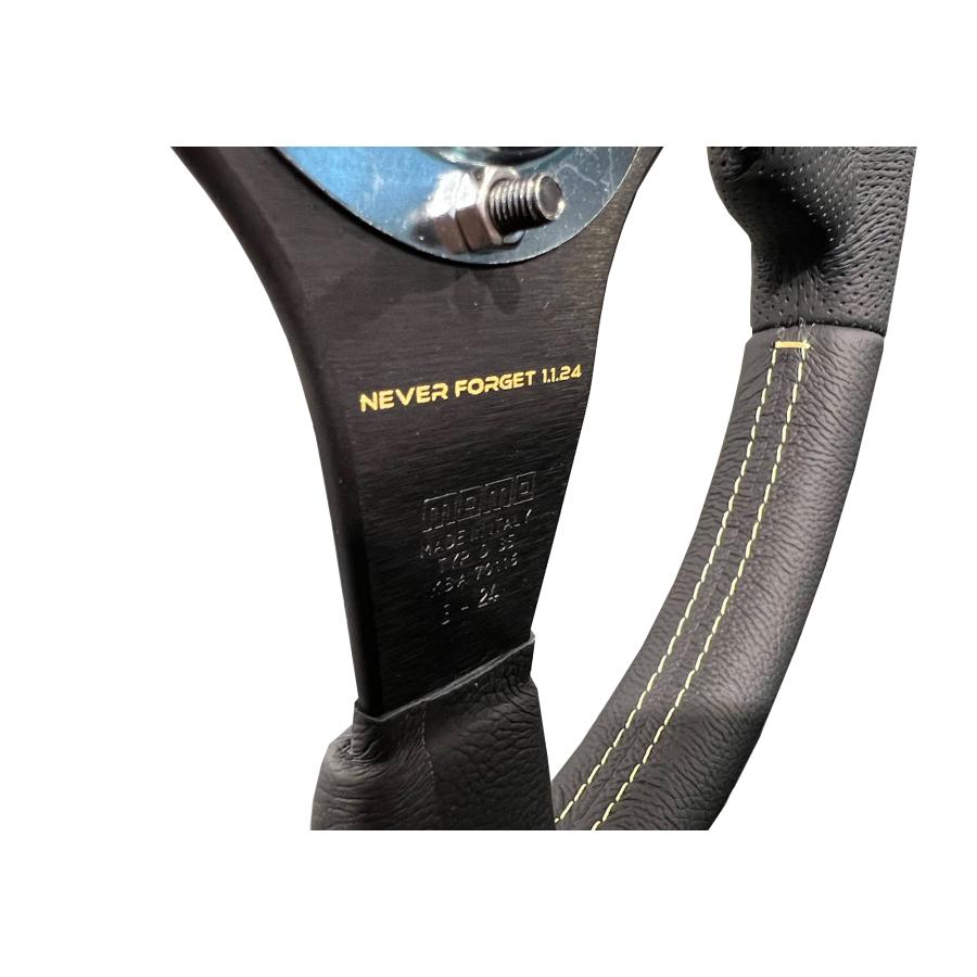 MOMO（モモ） ステアリング RACE NOTO BLACK/GOLD（レース ノト