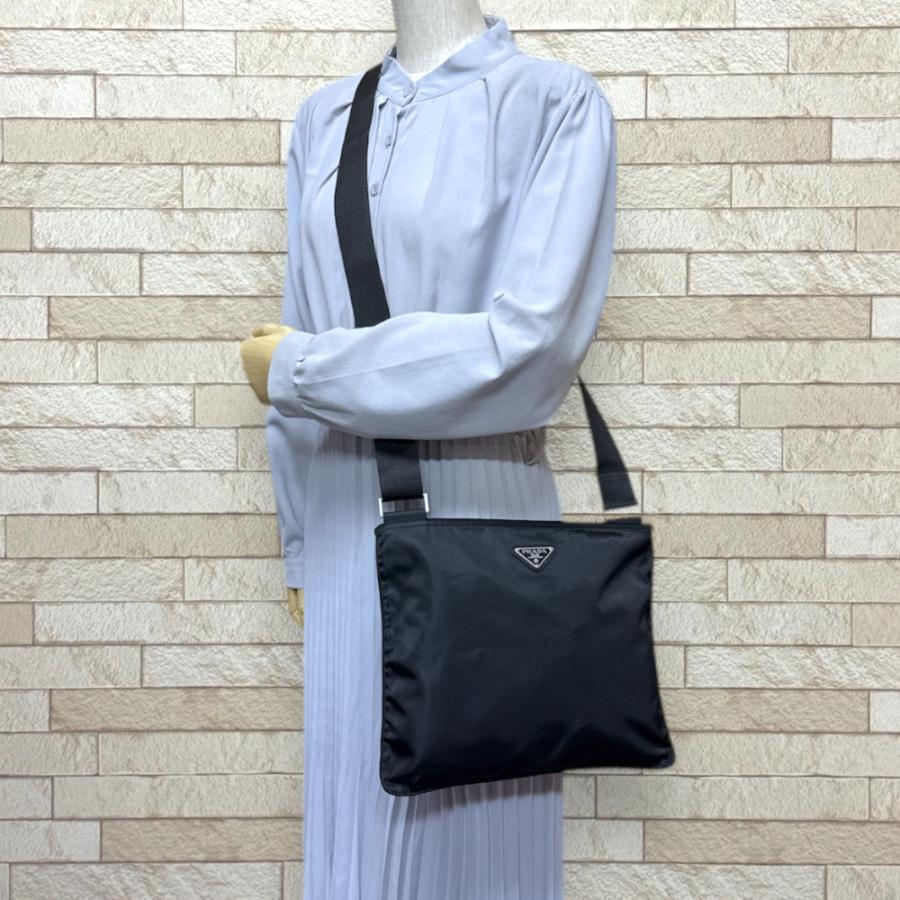 PRADA（プラダ） ショルダーバッグ ナイロン B7338 ブラック ユニ