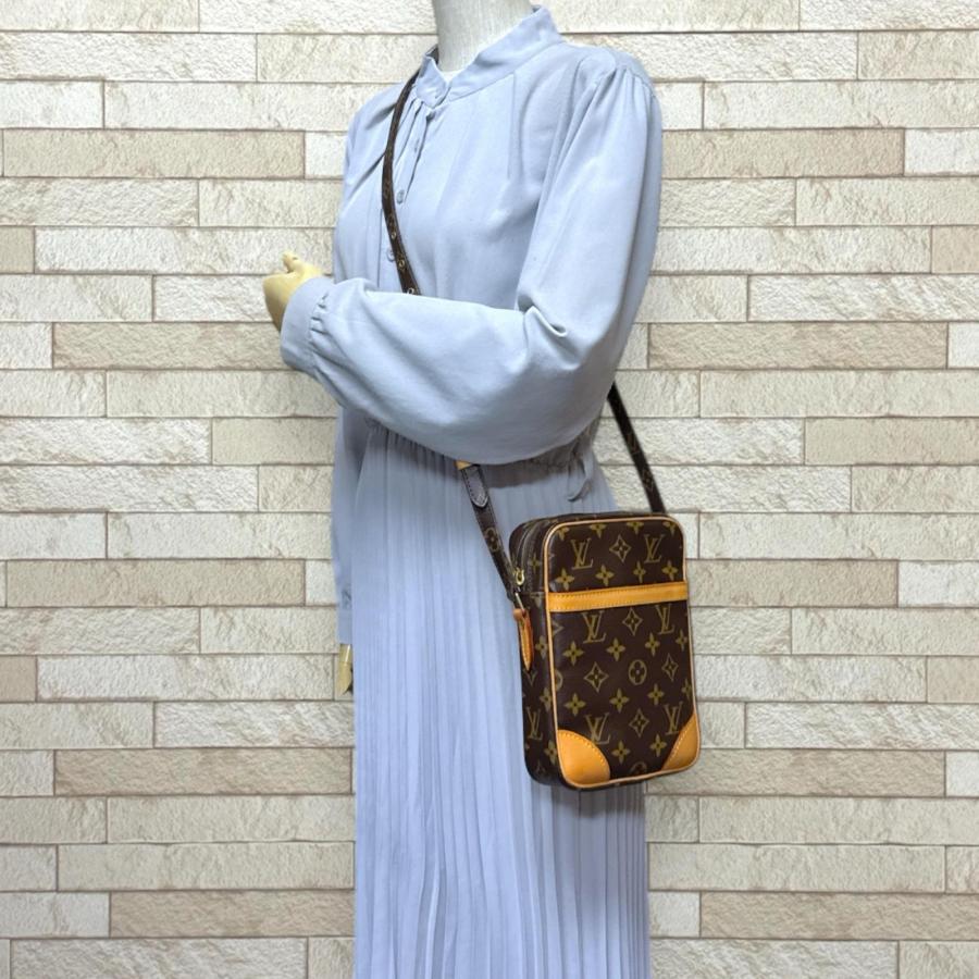 LOUIS VUITTON（ルイ・ヴィトン） ダヌーブ モノグラム ショルダー