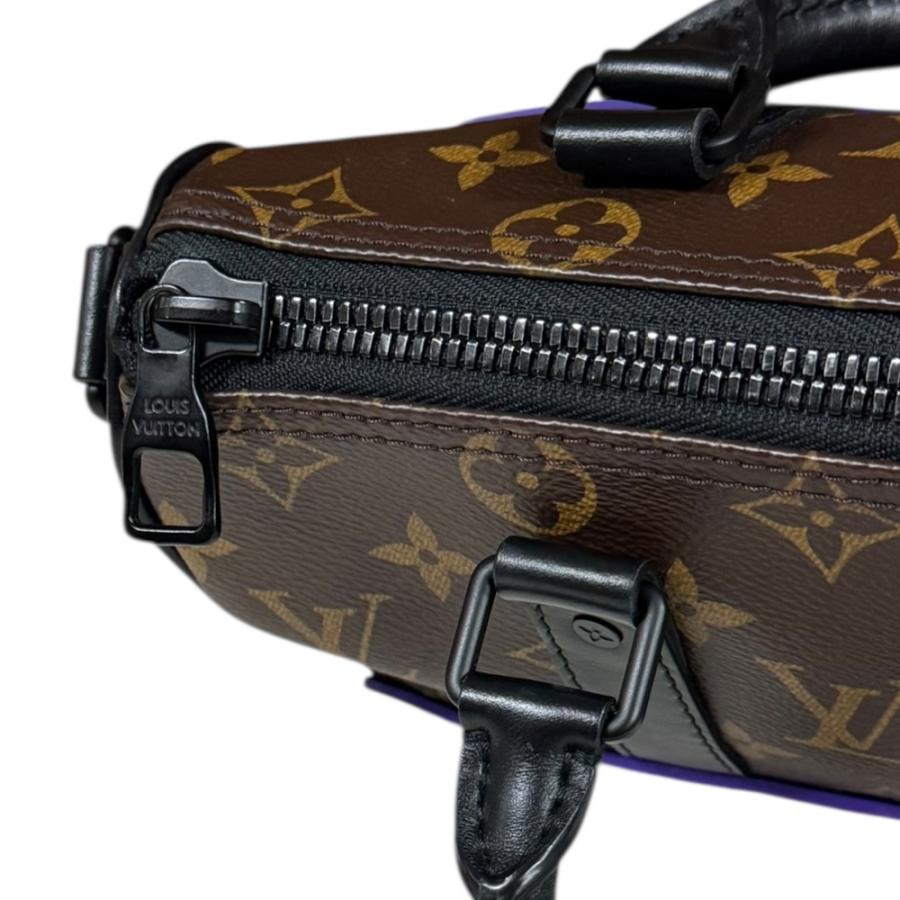 LOUIS VUITTON（ルイ・ヴィトン） LVラバー キーポルXS モノグラム