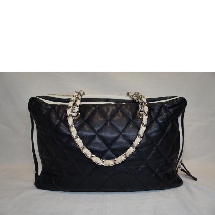 CHANEL（シャネル） シャネル/マトラッセデカココマークチェーントート
