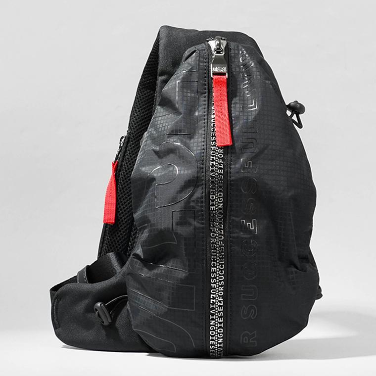 DIESEL（ディーゼル） メンズ レディース ワンショルダーバッグ ZIP D