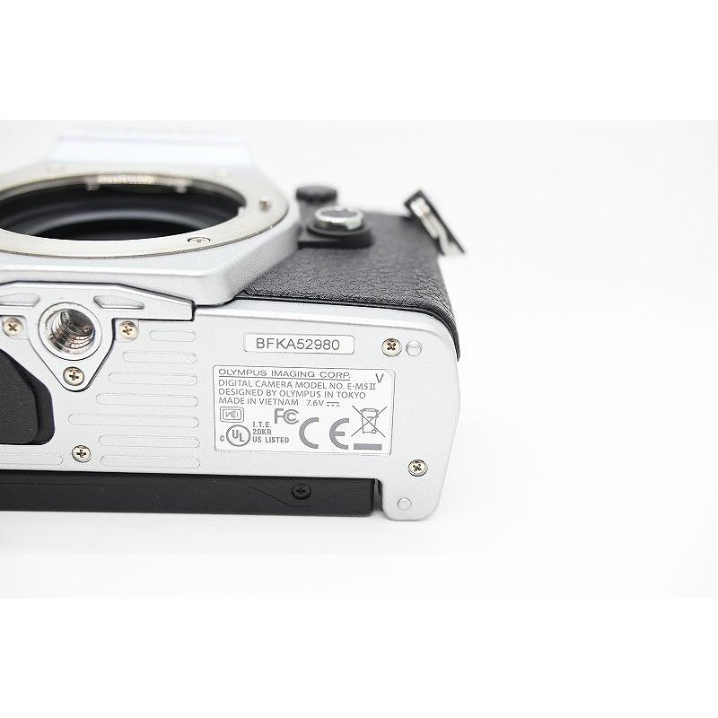 オリンパス OLYMPUS ミラーレス一眼 ボディ シルバー OM-D E-M5 Mark
